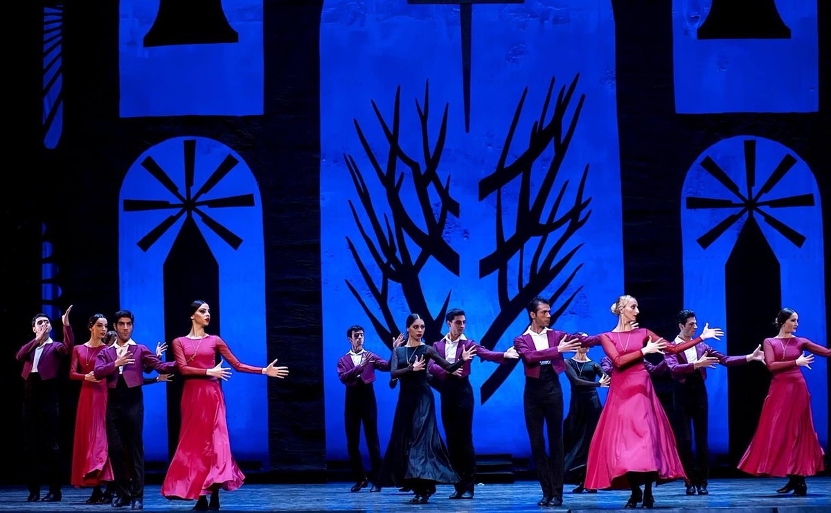OperaYerevan's tweet photo. Two ballet performances will be presented at Yerevan Opera House - CHOPINIANA and LORQUIANA.

#ballet #CHOPINIANIA #LORQUIANA #yerevanopera https://t.co/tFDvSCKe45