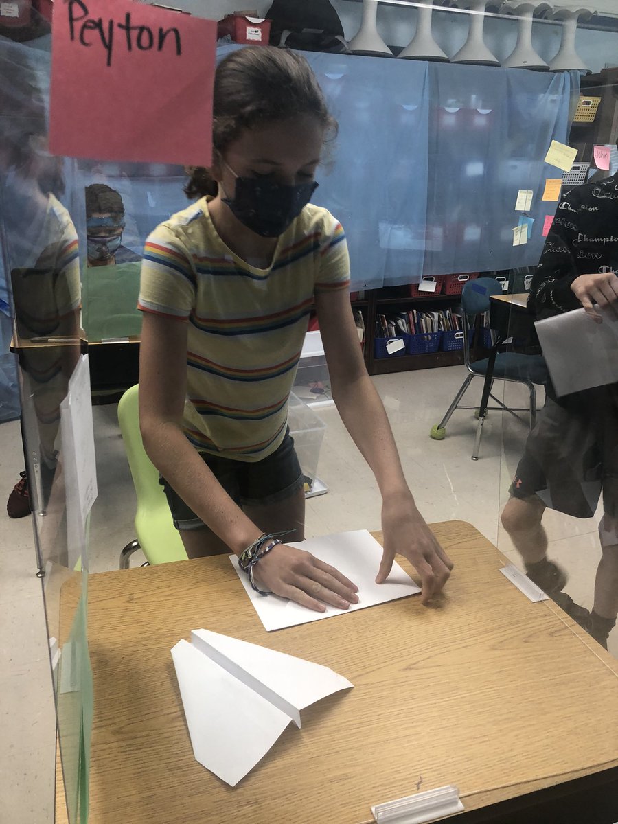 MrsKGafas's tweet photo. Yesterday was National Paper Airplane Day! We learned some new ways to create one and tested them outside! #collsedu #brainbreak https://t.co/ihQBcb0gGZ