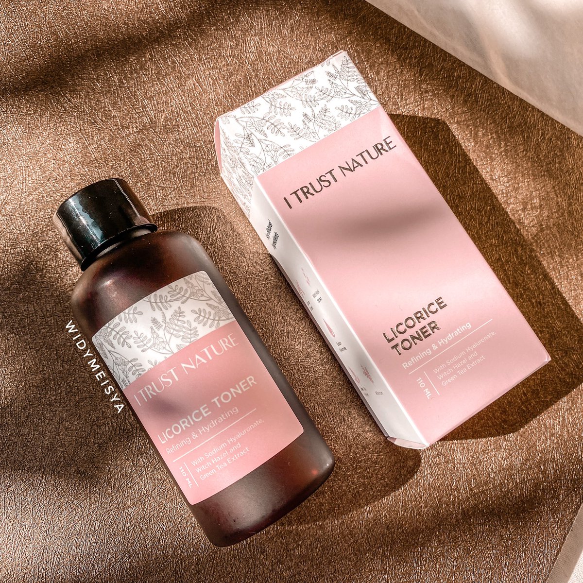 widymeisya's tweet photo. 𝙄 𝙏𝙧𝙪𝙨𝙩 𝙉𝙖𝙩𝙪𝙧𝙚 - 𝐋𝐢𝐜𝐨𝐫𝐢𝐜𝐞 𝐓𝐨𝐧𝐞𝐫

Toner ringan, super lembabin, cocok buat kulit kamu yg butuh kelembaban / lagi redness ☺️👍🏻

✔️ Natural
✔️ BPOM
✔️ Halal
✔️ For all skin types

[Review by widymeisya]

#racuninskincare #lokalinskincare 

- a Thread - https://t.co/3BoChHjftF