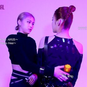 ryujinismybae's tweet photo. Ryeji makes me so soft🥺 https://t.co/8If3NRrPQJ