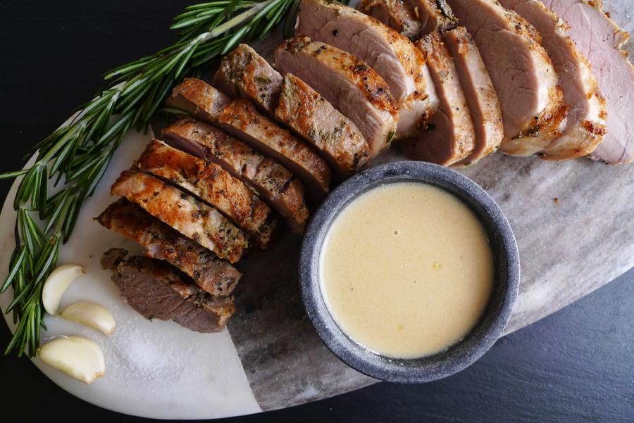 dinnerdone's tweet photo. June's feature entrees arrive early! Plus great-for-the-grill entrees...#dinnerdone #readytocookexperts https://t.co/tGPZ5lXdIM https://t.co/0uZXf60kAC