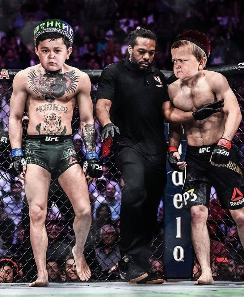 HasbulIah's tweet photo. THE FIGHT OF THE CENTURY
🇹🇯 x 🇷🇺 https://t.co/RjFUtPbT0A
