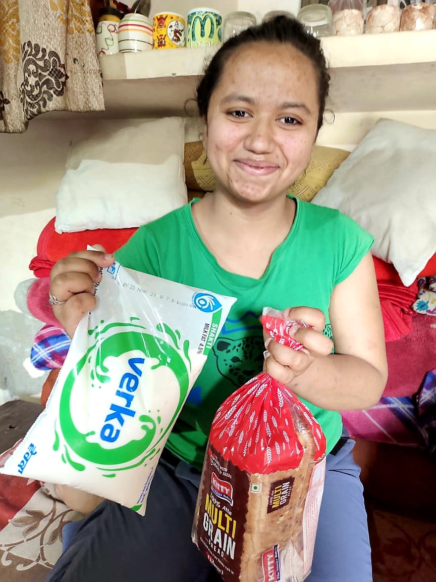 SiddhantKshirs6's tweet photo. Thanks to each one who made Milk plus Bread with Jared a success for @aashmanfoundation @jared_savaille.official #teamaashmanfoundation #milkplusbreadwithjared #aashmanfoundation #jaredsavaille https://t.co/TGuzDC8AtC