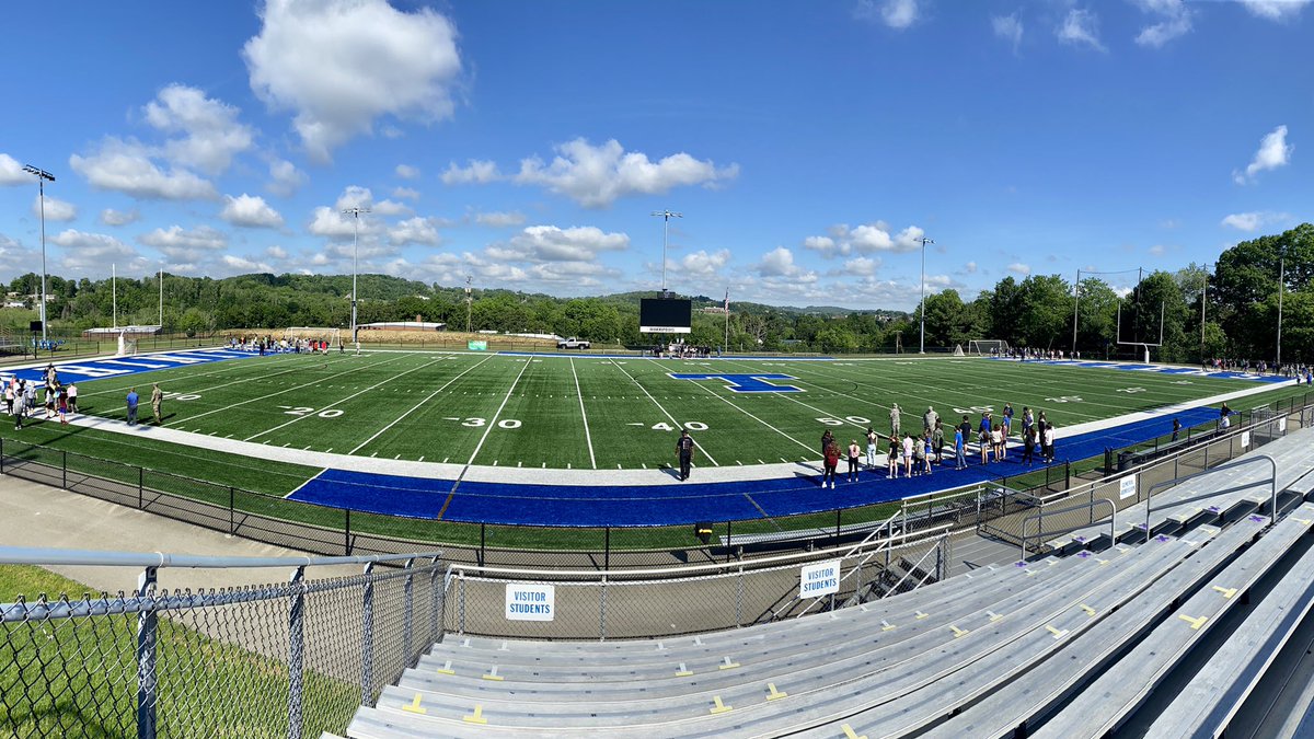 CouncilTms's tweet photo. JROTC is putting the 8th graders through their paces! https://t.co/bYWo5syJ8t