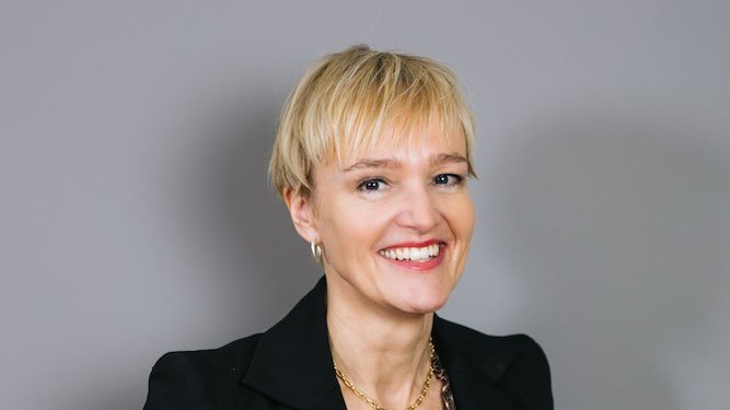 DariniV's tweet photo. .@Mette_Morsing from @PRMESecretariat at #DrivingSystemsChange - #CorporateLeadership for the #SDGs conference by @RSM_PrC: 

'Our three challenges for #BusinessSchools are to (1) redefine success, (2) identify new pedagogies and (3) ackowledge the impact of research on society.' https://t.co/j1RlxeUojY