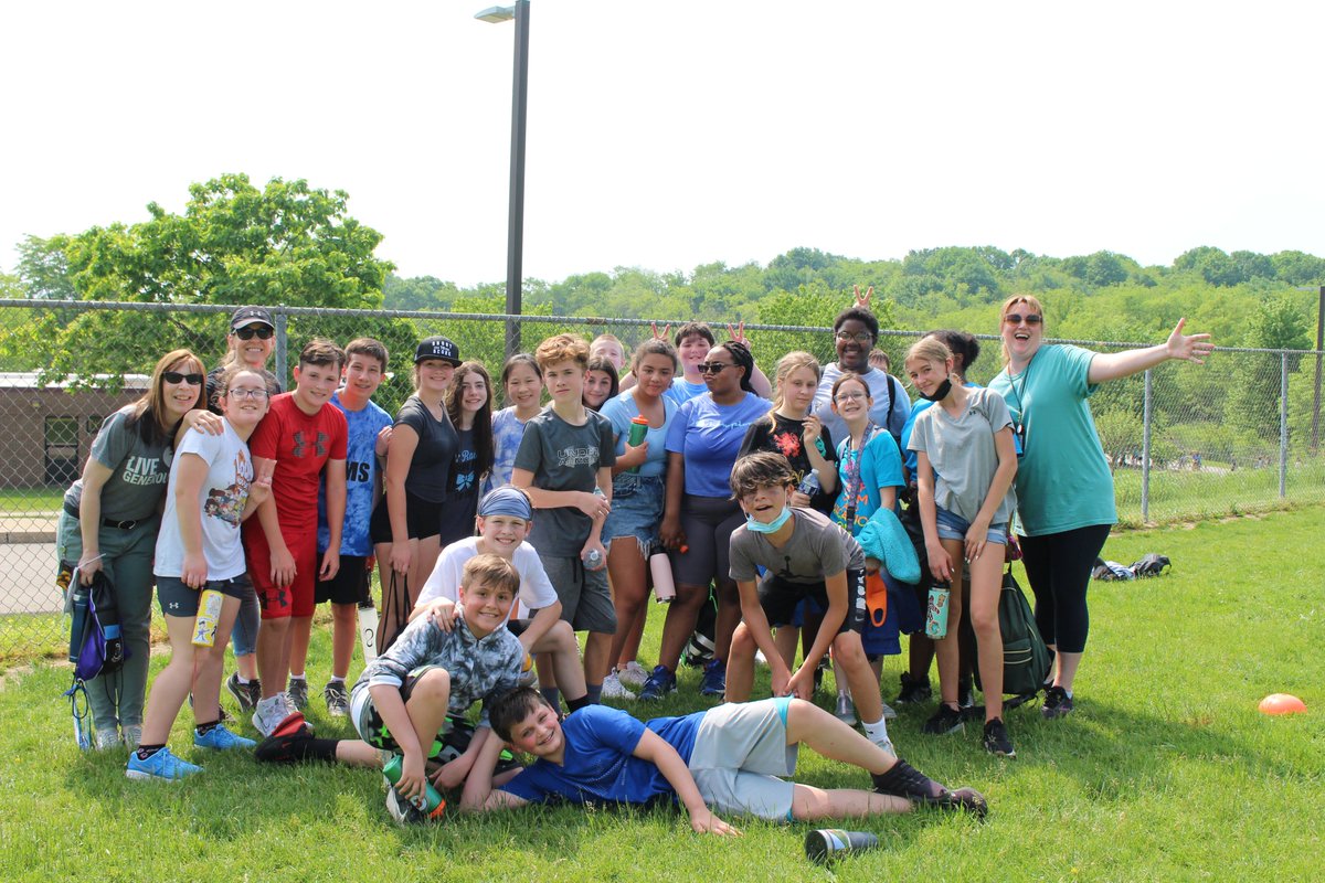 Haine Middle School tweet media