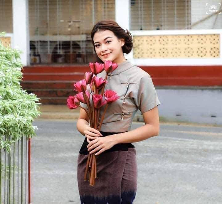 dachezh's tweet photo. Famous actors &amp; actresses being charged with 505(A)including Pyay Ti Oo &amp; his wife, Eindra Kyaw Zin, May Toe Khine &amp; international model, Paing Takhon.They all are currently detained in prison. #WhatsHappeningInMyanmar  #StopInternetRestrictions #May27Coup https://t.co/a6q2xqo1hP