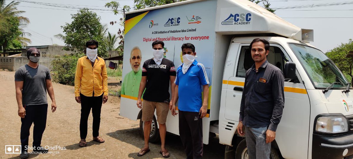 CSCMaharashtra's tweet photo. Vaccine registration drive at Bhor by @CSCegov_ Pune VLe society. @vodafoneIN_Fdtn @LLF_IN @PayPal https://t.co/L7CTaxuzWJ