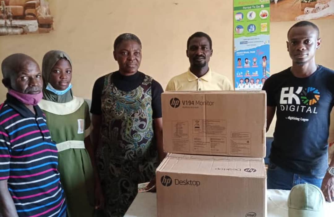 enviupdatelasg's tweet image. Presentation of Computer Systems to schools in Education District 6.

@TokunboWahab

#Education 
#ForAGreaterLagos