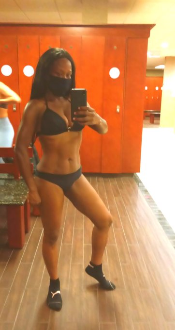 #goodmorning everyone. Spending 45mins in the gym today. #gymtime https://t.co/xrkyrie6dZ<a href="/tag/goodmorning"class="tags">#goodmorning</a><a href="/tag/gymtime"class="tags"><span>#gymtime</span></a>