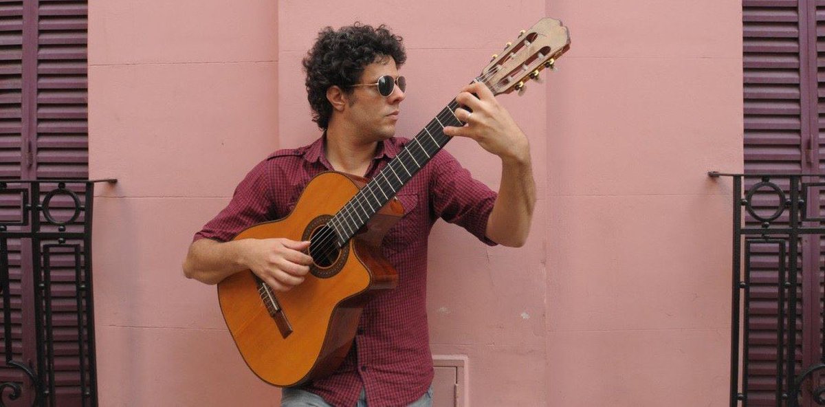 [Música] Ya hablamos con el músico, productor y creador del podcast #ElMusicópata <a href="/RaffVarela/">Rafa Varela</a> de su nuevo disco #HorizonteDeSucesos

@DisfrutemosBA con <a href="/mpavazza/">pvx</a> por buenosaires.gob.ar/radiociudad