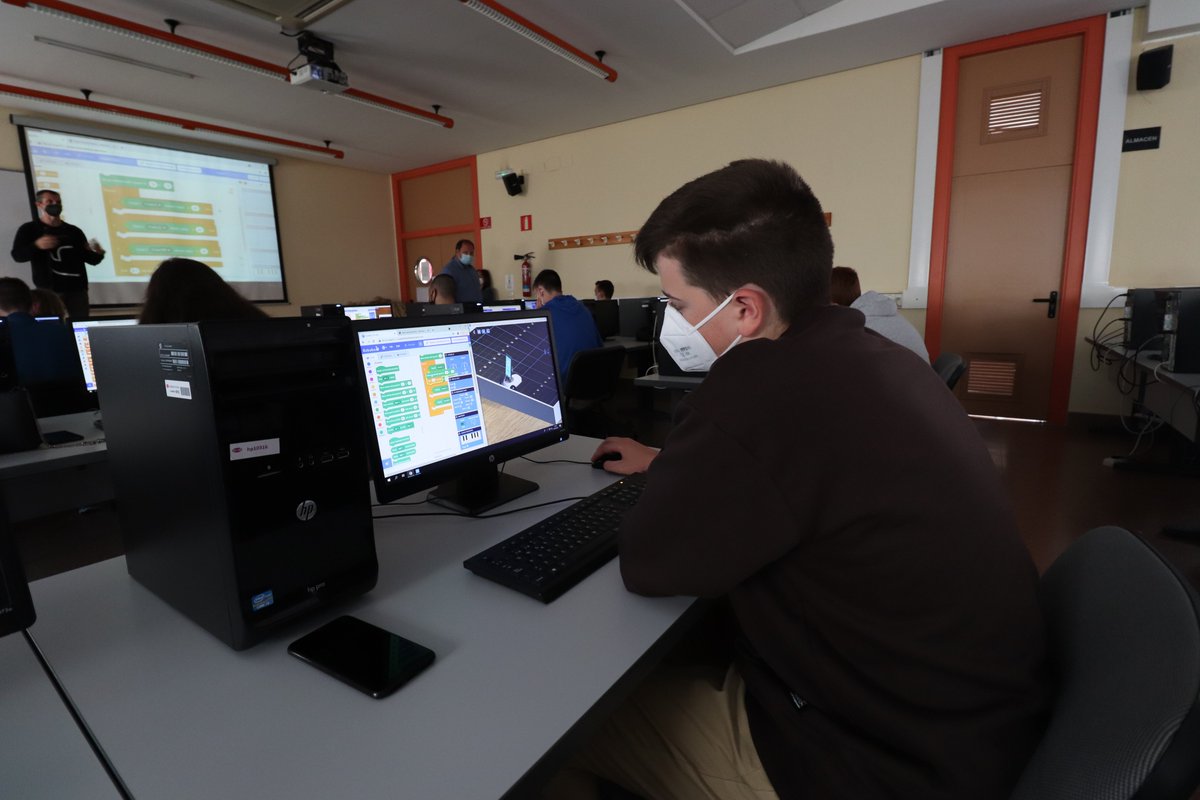 aiplus_eu's tweet photo. Second face-to-face workshop with RoboboSim at @EpsUdc .The objective is to transfer their programs to the real Robobo, and understand the “reality gap”. Applied #AI is our #goal!!
#Aiplus_eu #ErasmusPlus #Robotics #ArtificialIntelligence #STEMeducation https://t.co/Uvk07Aq83c