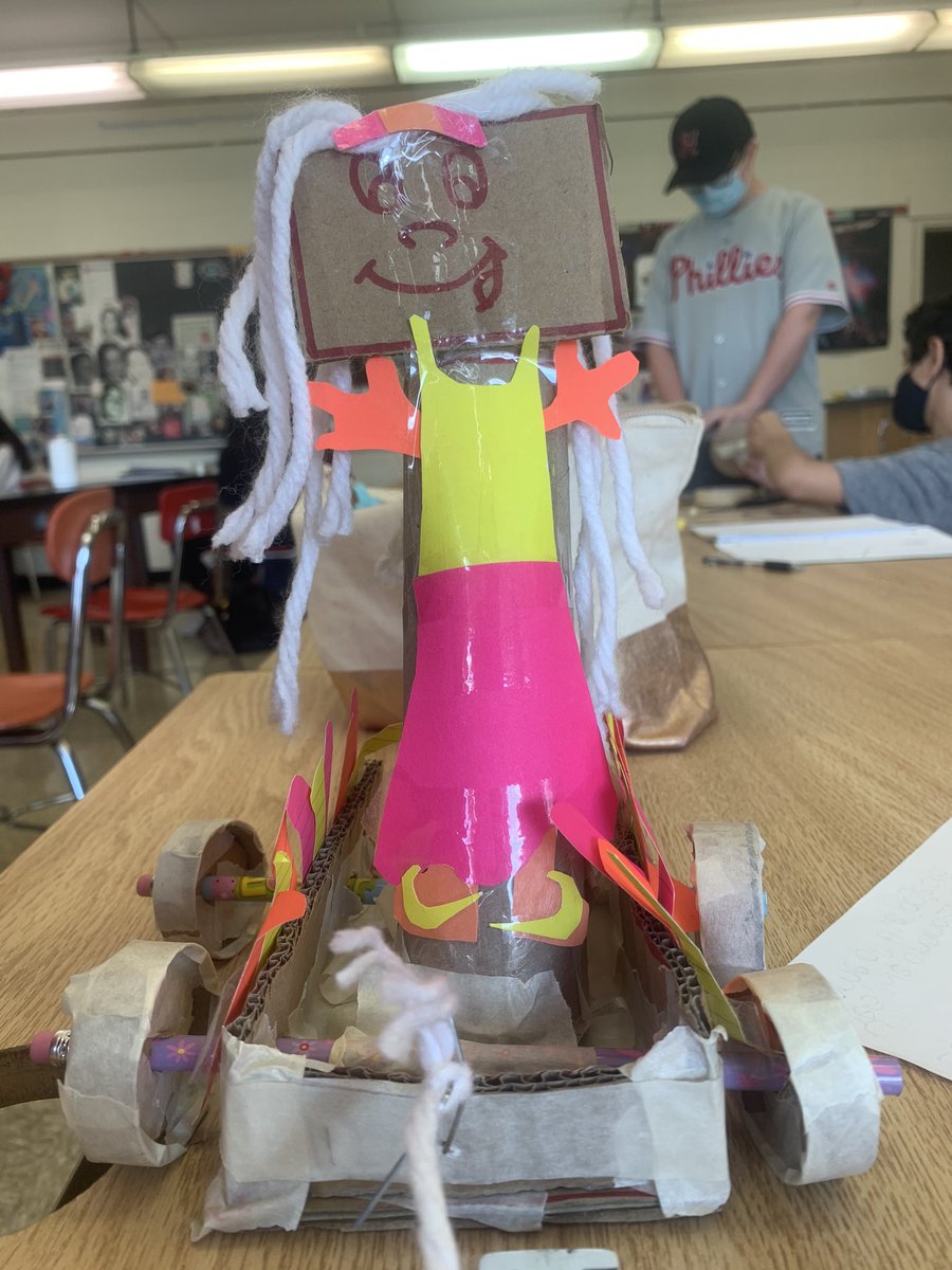 MrsGins's tweet photo. Researched, designed and built working Mars Rovers. So much fun! @NASA @NASAJPL #STEM #STEMeducation https://t.co/pKczE58PLI