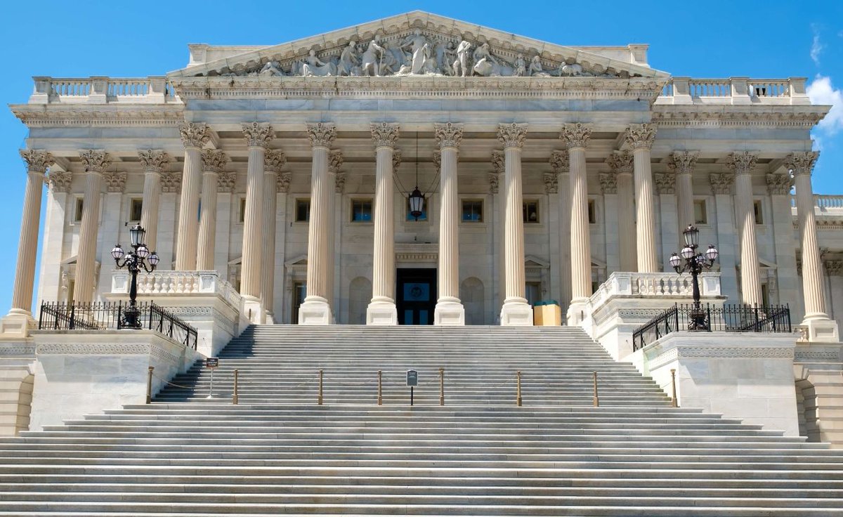 ljsoldinger_'s tweet image. Two Republican congressmen in the U.S. House of Representatives have introduced a bill that would legalize marijuana federally in a manner similar to alcohol- via @MJBizDaily: bit.ly/3yk8V4N

#Marijuana #Legalization #FederalLegalization