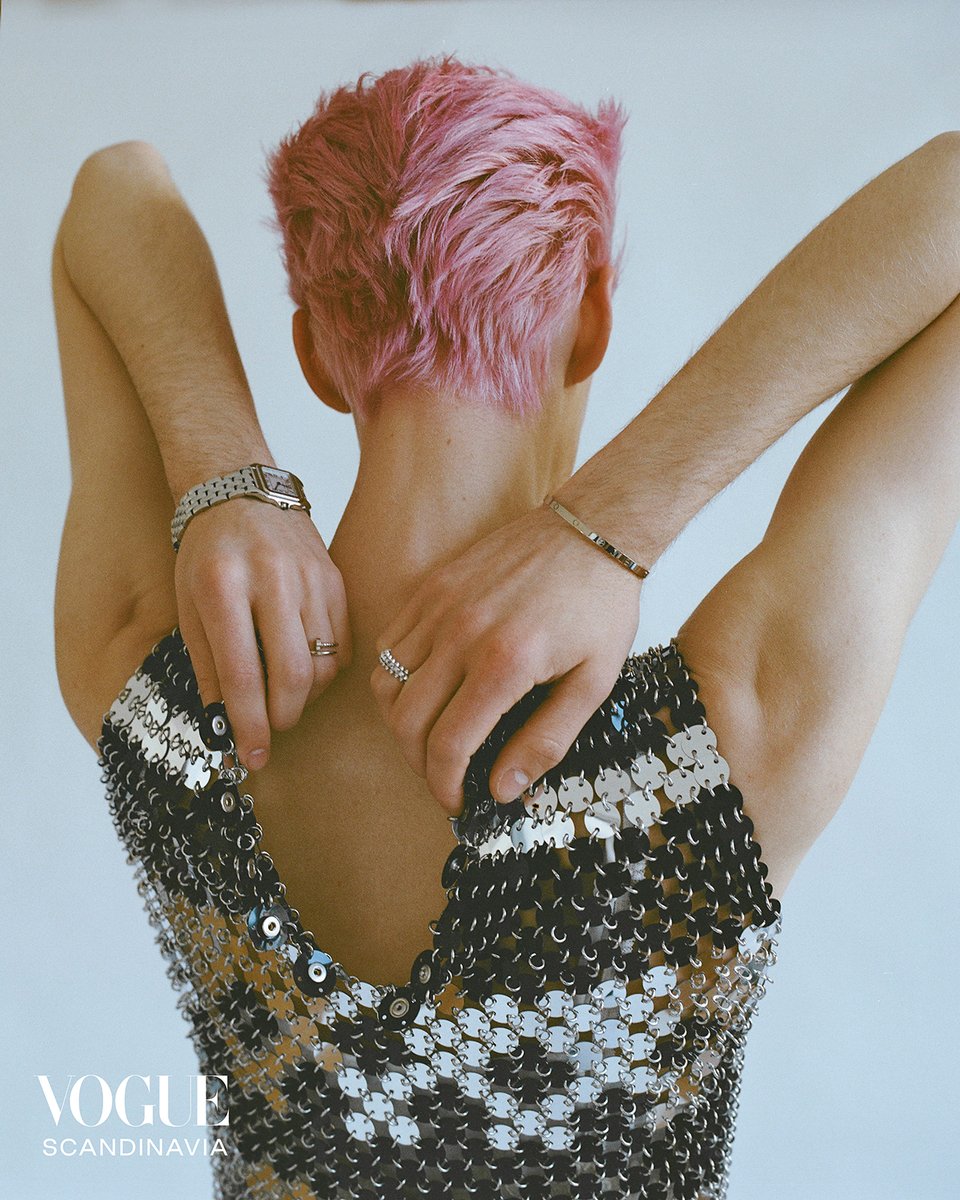 I am beyond excited and honoured to announce that I am joining the Vogue Scandinavia team as their gender fluidity expert!

As their expert I will be covering and writing about all things fluid in fashion, beauty and more 

instagram.com/p/CPTUayIBUV1/