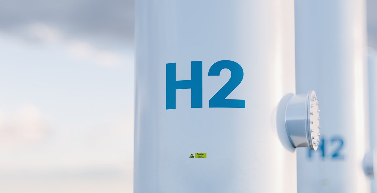 👏Félicitations aux 11 lauréats de l'Appel à Manifestation d'Intérêt international #H2HubAirport. Nous posons ainsi les fondations de la filière #hydrogène dans les #aéroports de demain avec nos partenaires <a href="/Airbus/">Airbus</a> <a href="/AirFranceKLM/">Air France-KLM Group</a> <a href="/iledefrance/">Région Île-de-France</a> &amp; @ChooseIDF ➡️ow.ly/rzaT50EWNKg