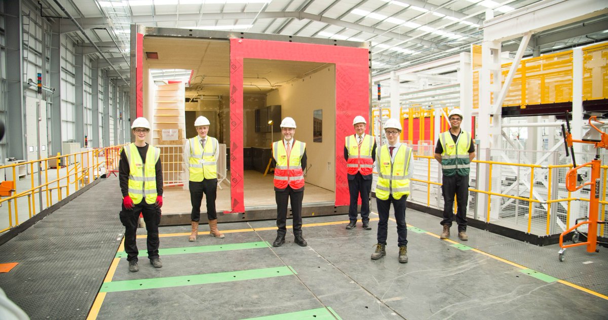mhclg's tweet photo. Today, Housing Minister @ChrisPincher toured Berkeley Modular’s state of the art factory in Northfleet, Kent. 
Using production technologies from the aerospace and automotive industries they can deliver the high quality homes we need at speed and at scale. https://t.co/k0Pt5ZzmUO