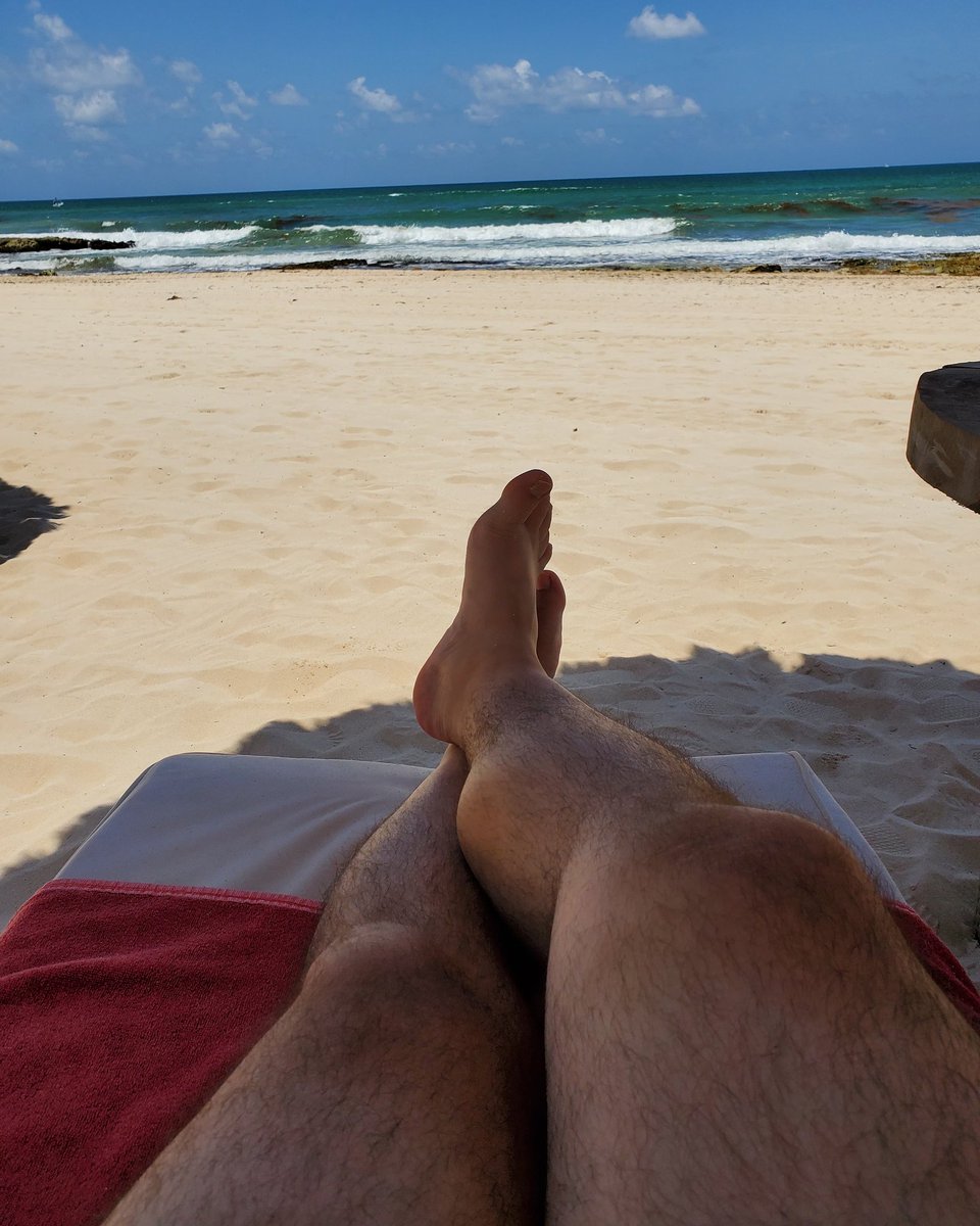 RebelHrt13's tweet photo. Beach vibes... 🏝️⛱️☀️ https://t.co/ikXtOw73Gp