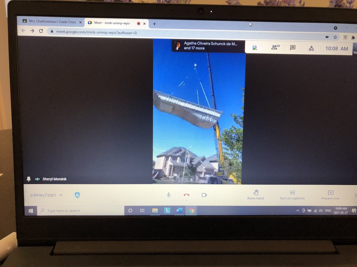 E Charbonneau tweet media