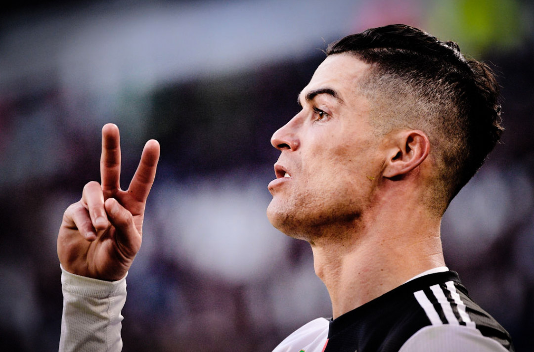 Ronaldo runs riot as Juventus crush 10-man Lecce