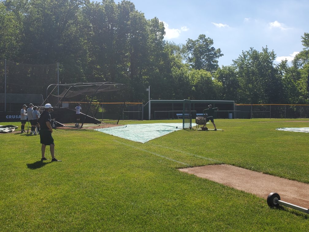 1984 <a href="/CCHS_BASE/">Canton Central Catholic Baseball</a> alumni, owner of <a href="/Mashbaseballs/">Mashfactory Baseball Club</a> <a href="/JohnnyMazz6/">John Massarelli</a> takes time to throw BB this morning getting the boys ready for <a href="/OHSAASports/">OHSAA Sports</a> #districtchampionship game today at 2pm at Norwayne high school #crusaderforlife