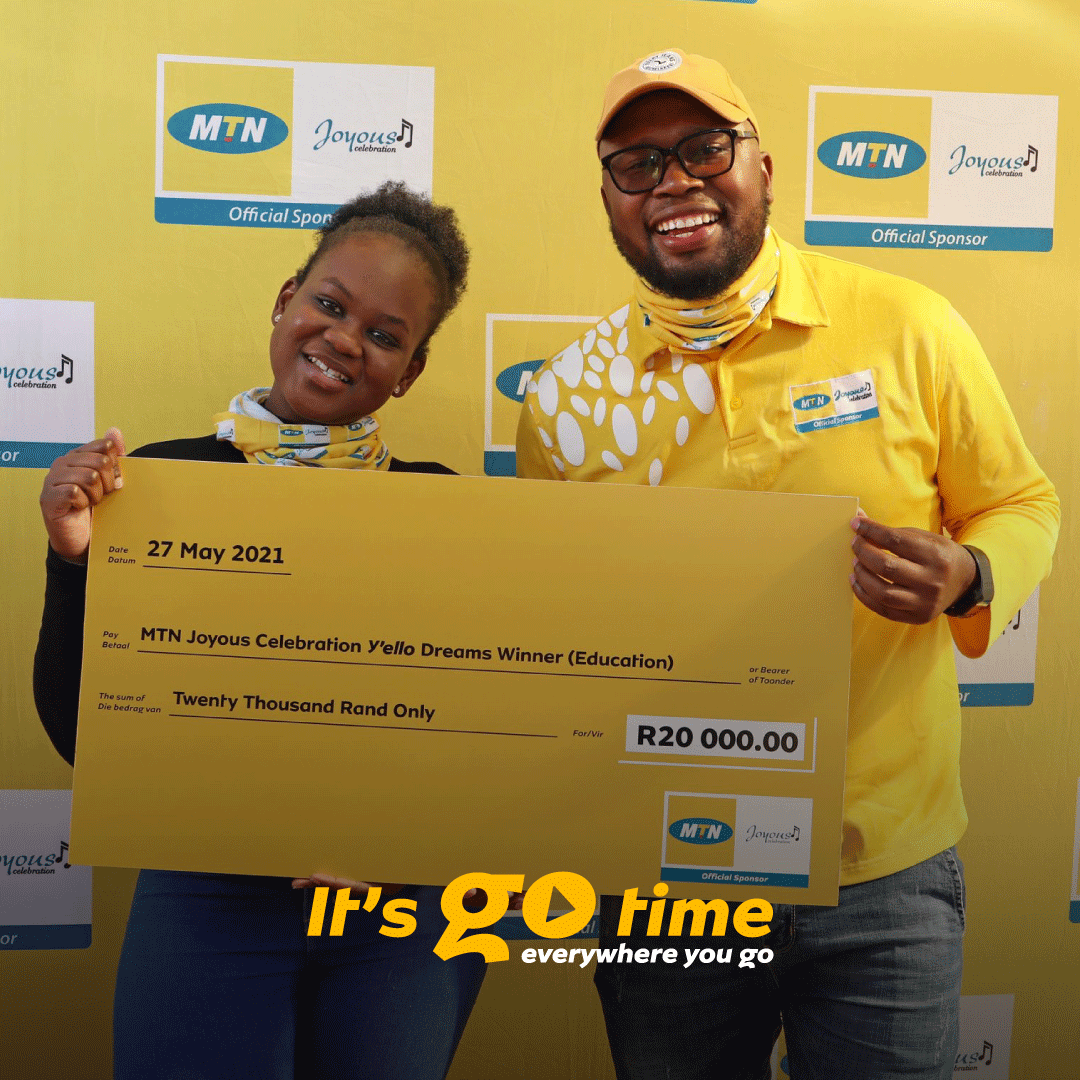 MTNza's tweet photo. Congratulations to our Yello Dreams prize winner Tsholofelo from Soweto. 😎 You’ve won R20K towards your education from the #Remake2020 competition courtesy of @MTNza and @JoyousSA. 🎉 #ItsGoTime. #YelloHope. https://t.co/O6HX5CLl3v