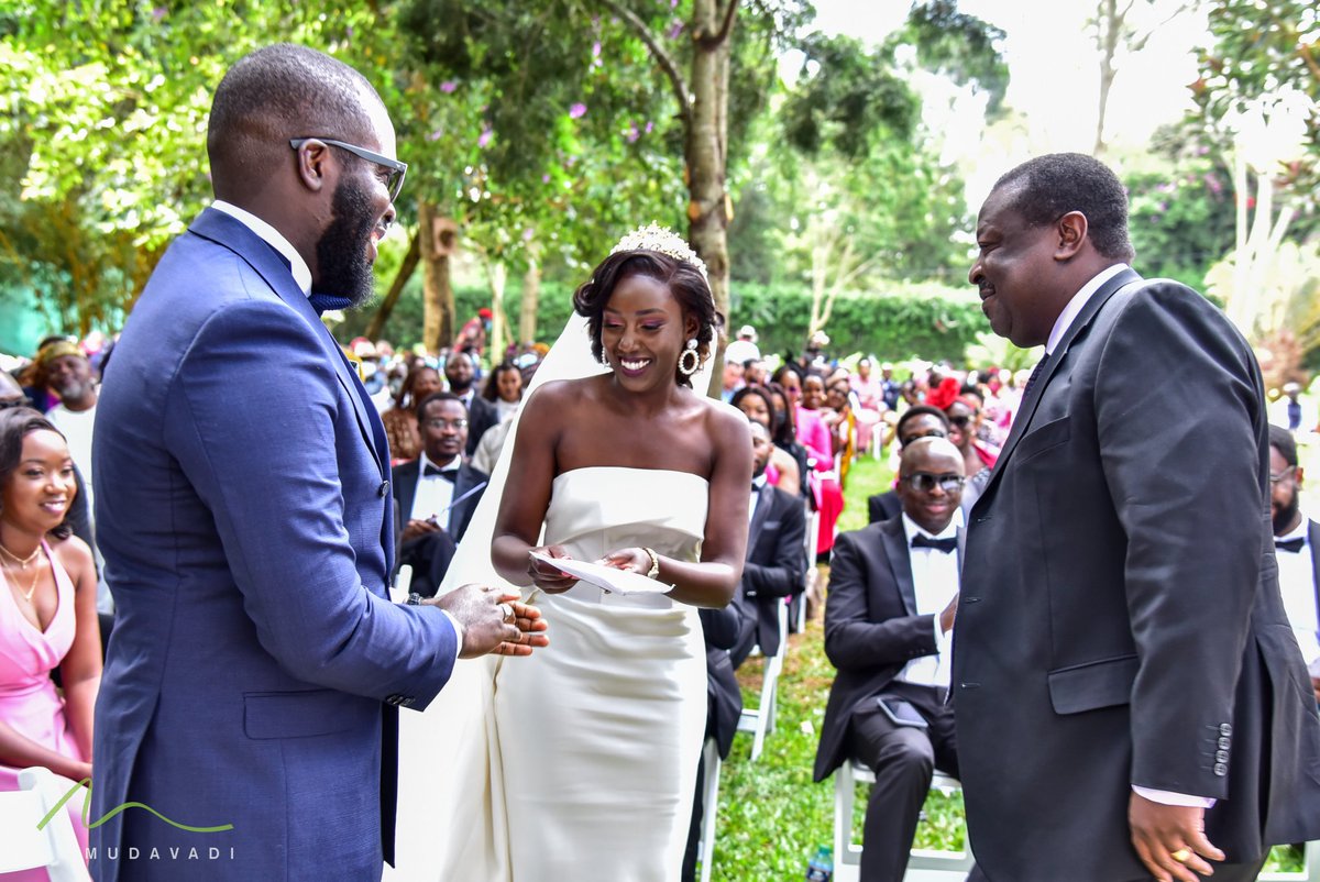 KiigenKoech's tweet photo. These photos warm my heart; The true gentleman in HE Musalia Mudavadi attending the wedding of Deputy President, William Ruto's daughter, June. I wish the couple a great future full of love and happiness! @MusaliaMudavadi @WilliamsRuto https://t.co/scK2IrKkmf