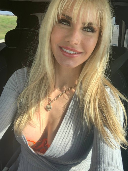 Good morning ☀️ https://t.co/IMbdA39Lbj