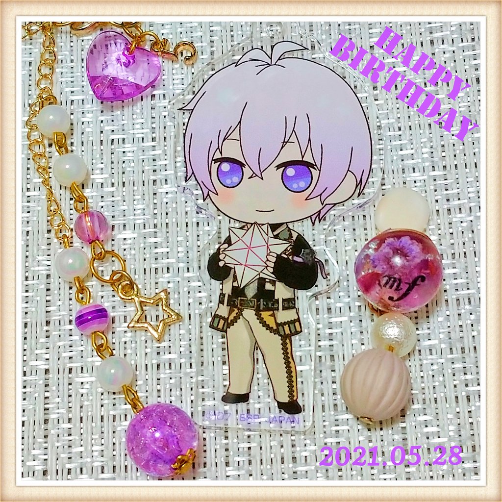 hal510_4869's tweet photo. そーちゃんお誕生日おめでとう💜✨
もう何回目のお祝いかな…🥺💗
真面目で礼儀正しくてお酒に弱くて酔うと甘えんぼになるそーちゃんが大好きです🌼💕
#逢坂壮五生誕祭2021
#逢坂壮五誕生祭2021
#そーちゃんのお誕生日
モンちゃんのお写真加工力尽きたのは内緒🤐笑 https://t.co/UfSdA2EFCt