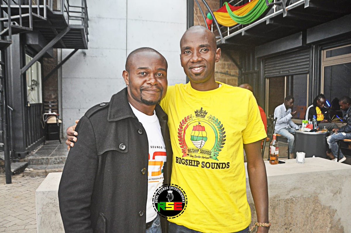 BigshipSounds's tweet photo. It's always a vibe when Real Energy Link up 🕺🏾🕺🏾🕺🏾 @rsereggaefamily  @BigshipFreddie @swabry045 @rasvictoradu @daucho_ @EdgarbrwnBrwn @SonOfMombasa @Nomollo @LadiesofReggae @NorahSosi @anoriega854 @RasEduu @NancieFlo2 @Dortah3 @doterodeh_mpres @djwadeq @WeruCate @welly_gyal https://t.co/8XVZ6IvS6P