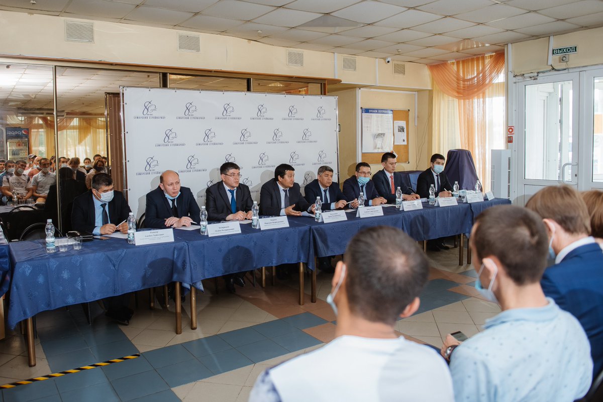 stroyfarphor's tweet photo. Делегация Республики Узбекистан посетила завод #СамарскийСтройфарфор , чтобы встретиться с руководством предприятия и со своими соотечественниками, которые работают на заводе. В разговоре были затронуты многие темы.
Подробности - https://t.co/TIZFmyo1oP https://t.co/PwssX7o3IV