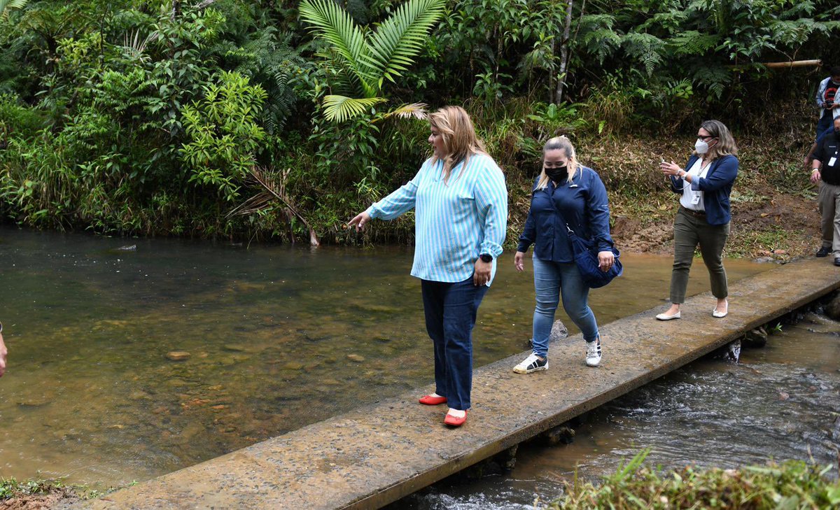 Jenniffer's tweet photo. Junto a @MSanchezNeris @fema @Cor3pr @DRNAGPR @DptoAgricultura inspeccionamos #CharcoAzul, el Bosque Forestal parte del bosque Carite y la villa pesquera para asegurarnos que las necesidades de arreglo estén contempladas en las solicitudes de fondos de FEMA. https://t.co/9X8JDgrSH4