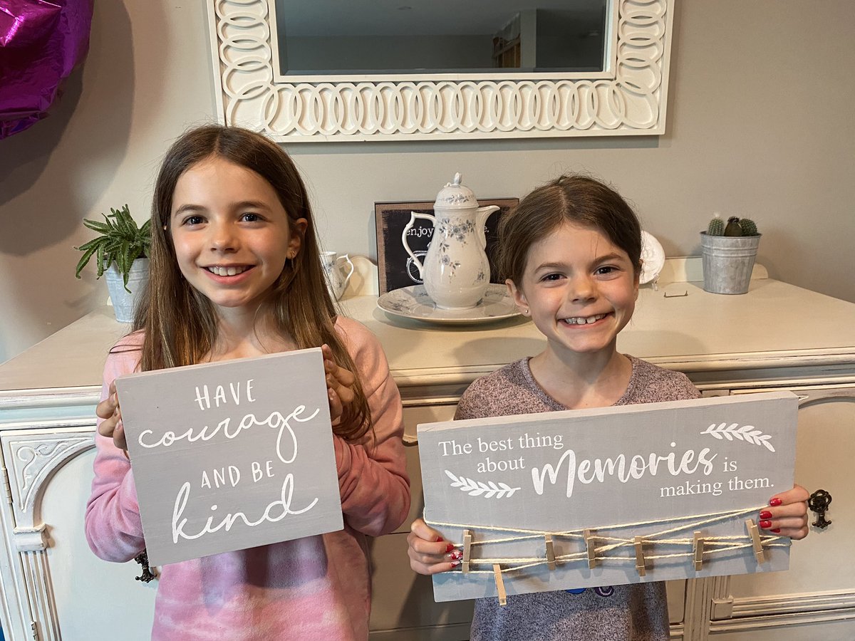 Such a fun paint night! The girls had a blast and here are their finished products! A big thank you to <a href="/HolyRosaryM/">Holy Rosary, Milton</a> and Lena at Muse Studios for an amazing evening! We are part of the BEST community ever #WeAreHRM
