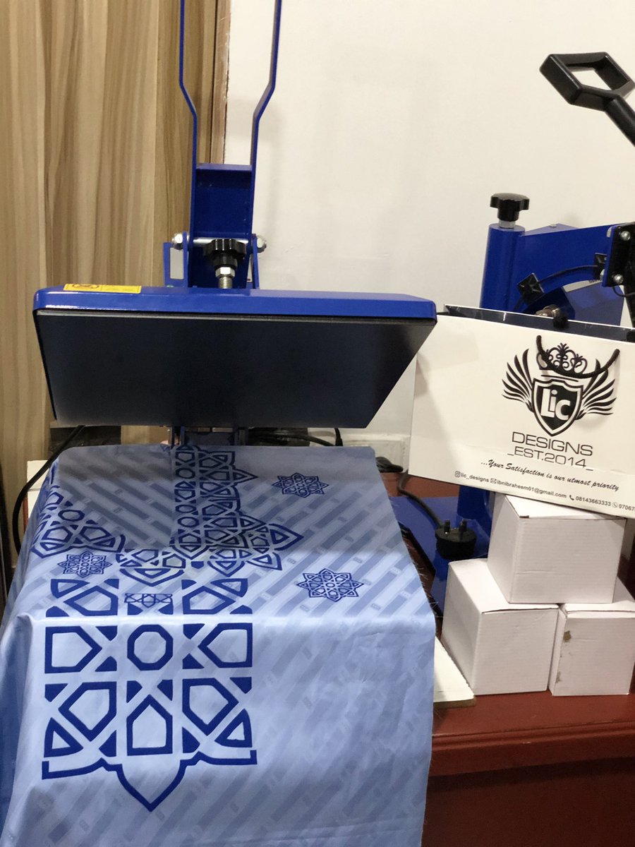 lic_designs's tweet photo. Kaftan 
Babban riga 😍 https://t.co/1oCHCDknZh
