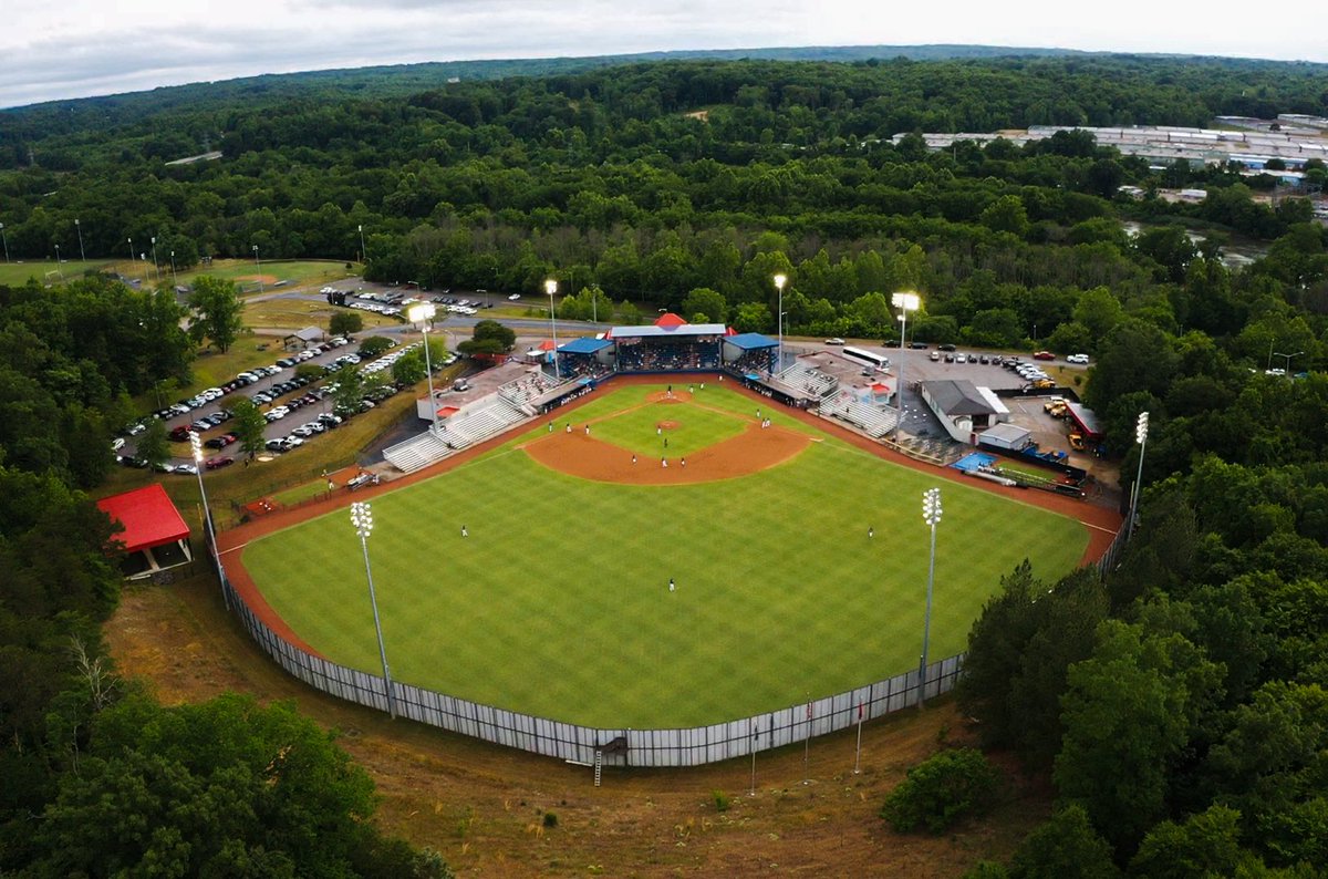 RiverCityTV2's tweet photo. Welcome HOME @GoOtterbots!  Opening day of the @AppyLeague in Danville, Virginia. https://t.co/hvnnw81RdC