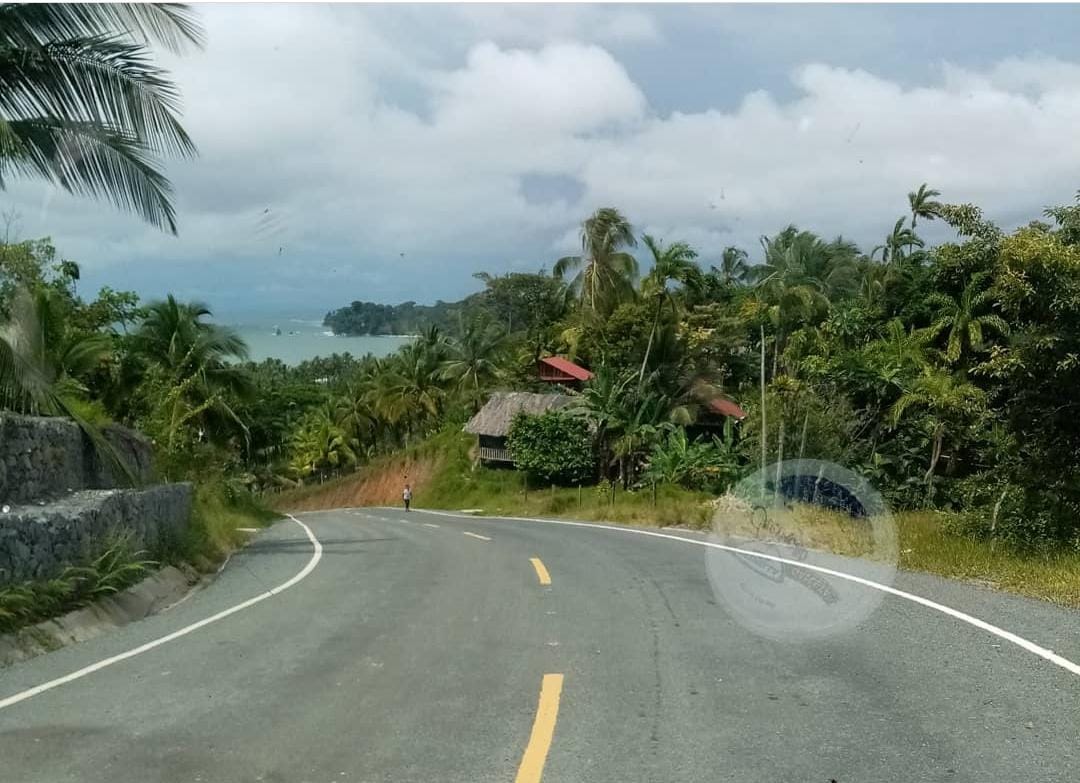 <a href="/GLORIACAMANO/">GLORIA  CAMAÑO</a> <a href="/JC_Varela/">Juan Carlos Varela</a> Fueron 226 kilómetro de Carreteras en la Comarca Ngäbe Buglé sin incluir la Carretera Santa Fé  Calovebora que también beneficia a la Comarca.