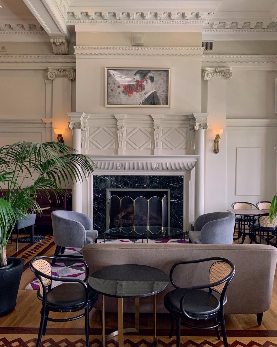 victoriavisitor's tweet photo. 📍Victoria
The splendid character and ambiance of the iconic Fairmont Empress at the Inner Harbour. Have you experienced afternoon tea in the grand lobby? #SupportLocal #ExploreVictoriaLocal
___
📸: madufault at @FairmontEmpress https://t.co/G3n94VVf6T