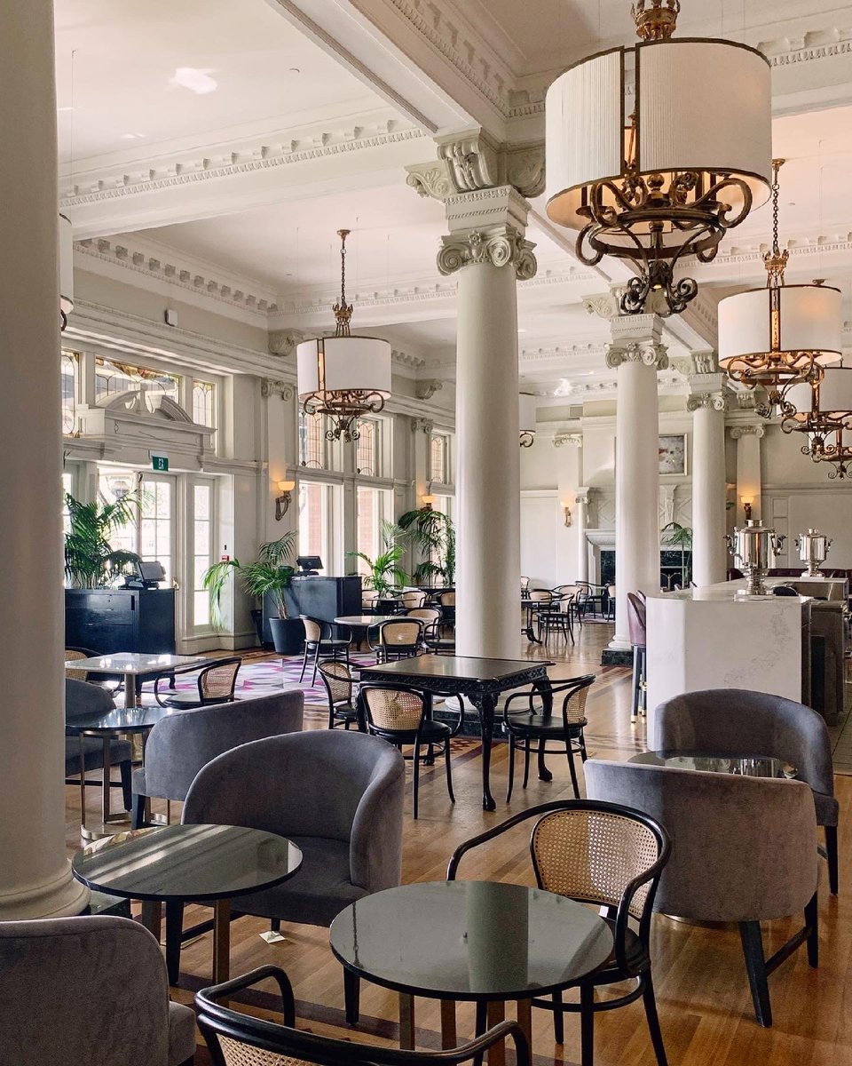 victoriavisitor's tweet photo. 📍Victoria
The splendid character and ambiance of the iconic Fairmont Empress at the Inner Harbour. Have you experienced afternoon tea in the grand lobby? #SupportLocal #ExploreVictoriaLocal
___
📸: madufault at @FairmontEmpress https://t.co/G3n94VVf6T