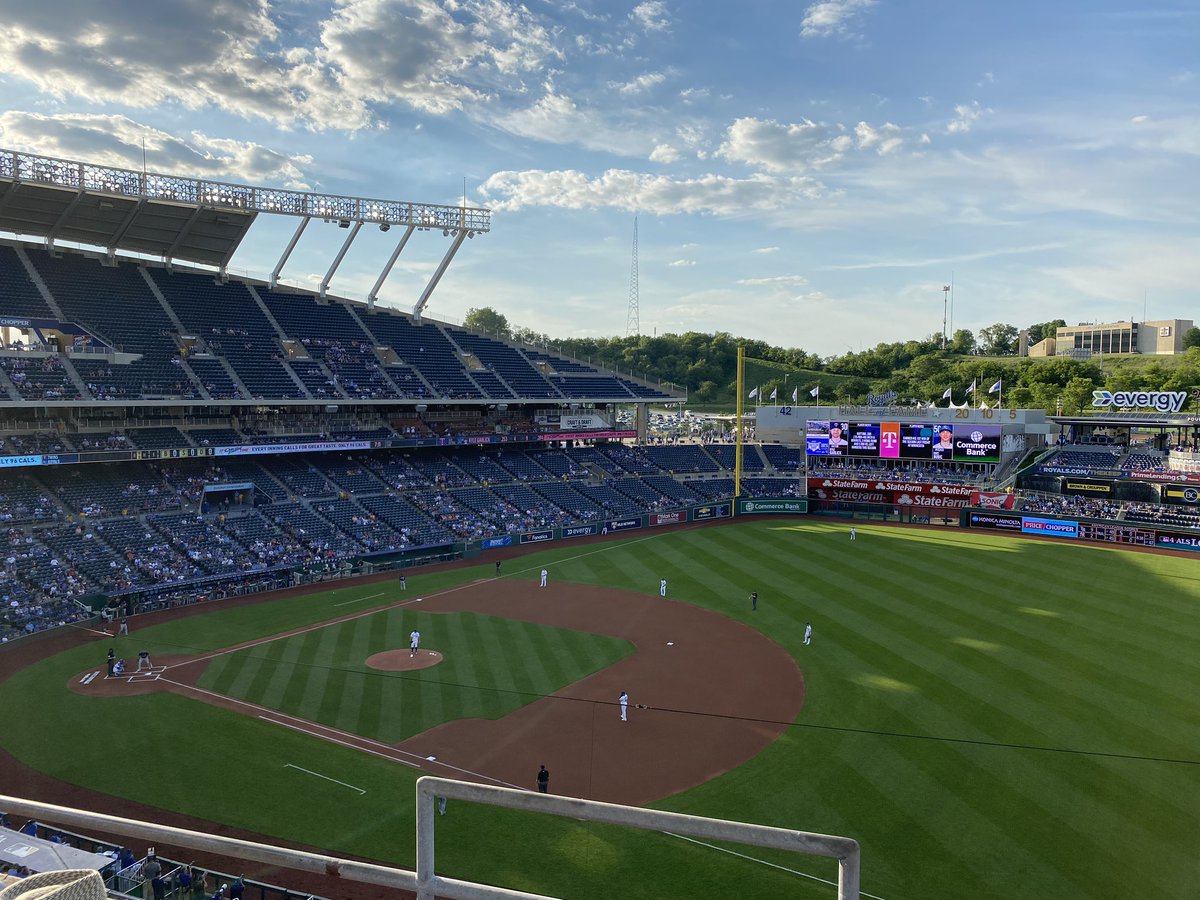 The Commissioner tweet media