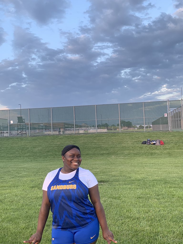 SandburgGirlsTF's tweet photo. Here is your 2021 Lockport Sectional Champion and State Qualifier! 

Tosin King with a personal best toss of 110ft. https://t.co/GubhtZ1X6P