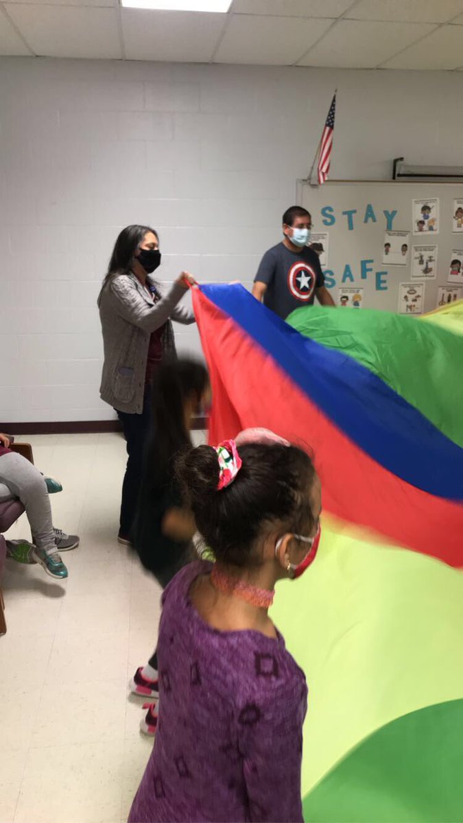 LeeAnna_2013's tweet image. We sure had a ball at our end of year beach party! ⛱☀️#LifeInALE #HelloSummerTime @IreneGo71039953  

Thank you @KMDIAZ44 for joining in on the fun! 🥰