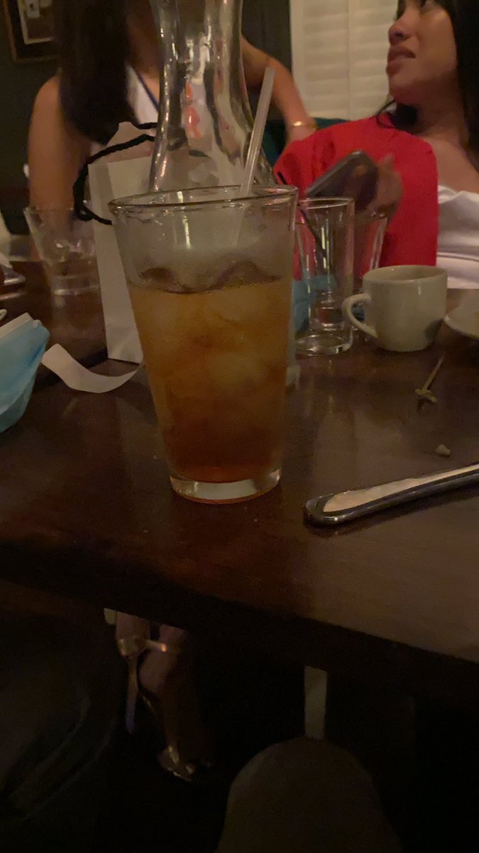 Bruno57749893's tweet image. Sweet tea tasting like cat piss with dishwater worst restaurant ever #0stars #trash #disgusting #whatiscatpiss