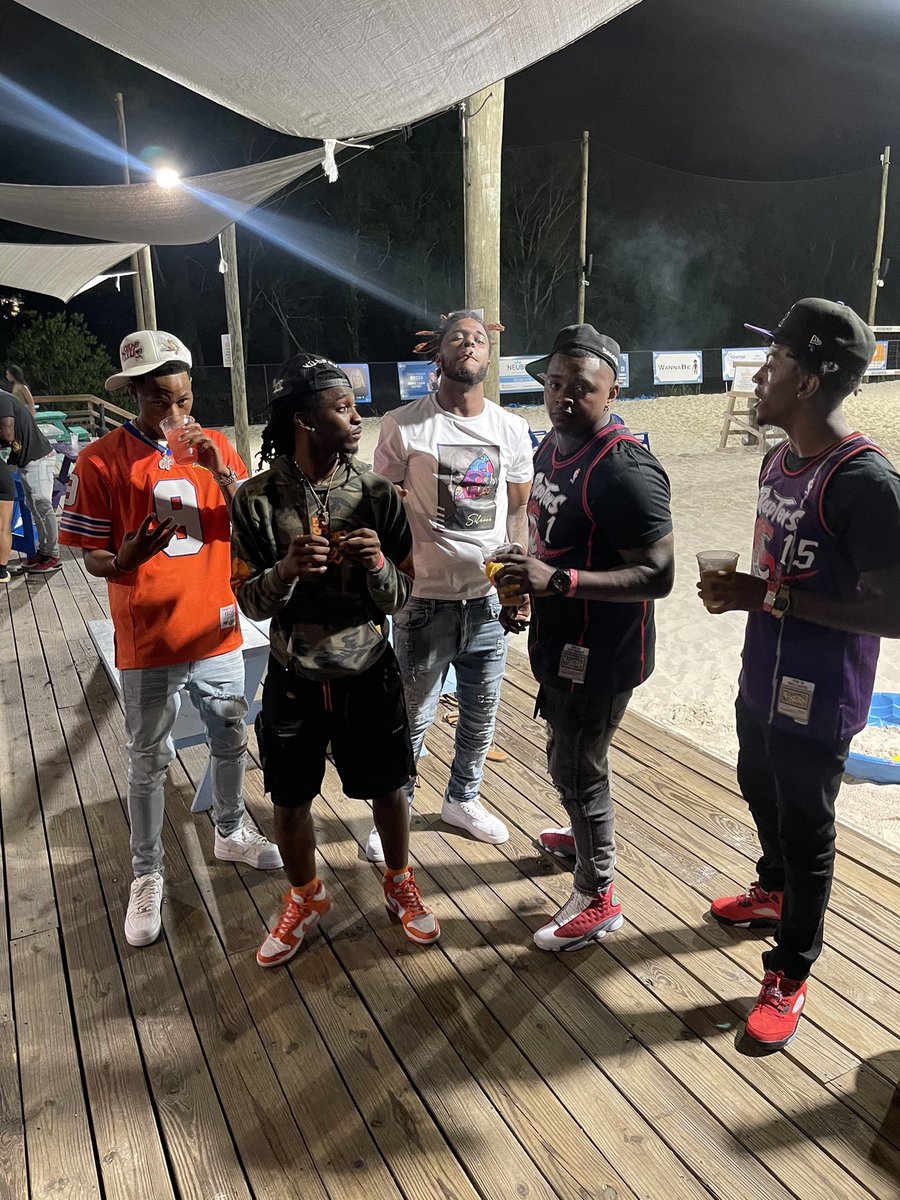 geesavag3's tweet image. Make sho you double check yo gang yk them snakes come in disguise 🩸 #members #riptre