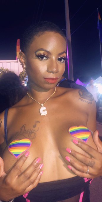 #Pride2021  #girlswholikegirls #PrideMonth https://t.co/gevLVkBTZn<a href="/tag/pride2021"class="tags">#Pride2021</a><a href="/tag/girlswholikegirls"class="tags">#girlswholikegirls</a><a href="/tag/pridemonth"class="tags">#PrideMonth</a>