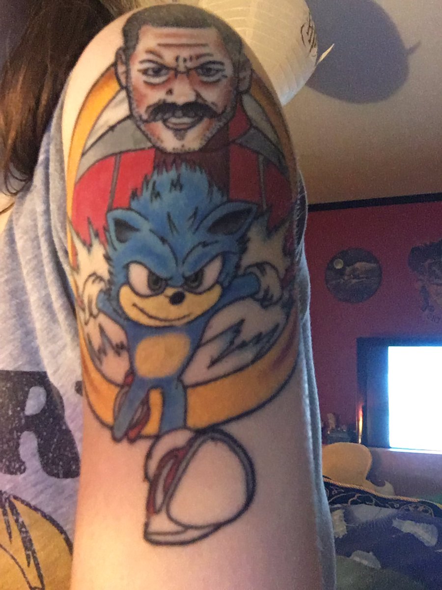 My sonic movie tattoo almost done  healing is now on the stage of  Flake and peel is a healing process  is looking good back to where it was before  but on my skin forever  #tattoo #FYP #SonicMovie #sonictattoo @LeeMajdoub @SonicMovie @rejectedjokes @sonic_hedgehog @JimCarrey https://t.co/OAqM0qHXvO