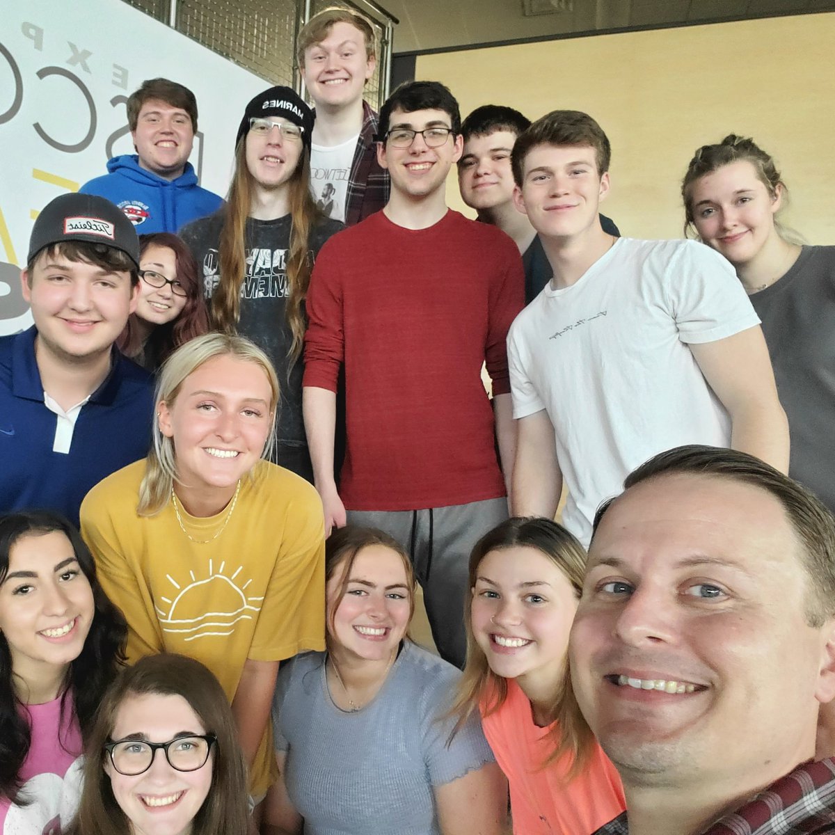 RewTeach's tweet image. #NewProfilePic