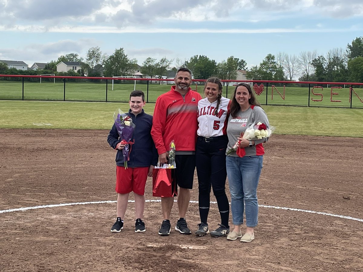 HiltonCadets's tweet photo. Thanks to our @HiltonSoftball seniors Leah Davis, Celeste Dzielski, Mackenzie Pearson and Anna Smith #GoCadets https://t.co/o1vTxWsieX
