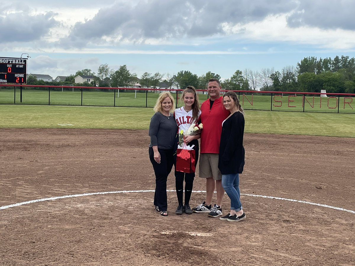 HiltonCadets's tweet photo. Thanks to our @HiltonSoftball seniors Leah Davis, Celeste Dzielski, Mackenzie Pearson and Anna Smith #GoCadets https://t.co/o1vTxWsieX