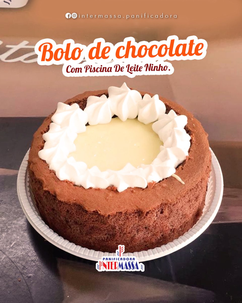 Intermassa10's tweet photo. Bolo de chocolate  com piscina de leite ninho 😀😋
.
.
.
#padaria #confeitaria #pao #pão #padaria #bolo #comida #supermercado #salgados #cafedamanha #comida #café #doces #chocolate #padarias #panificadora #mercearia #paes #Tapiocas #sobremesas #coffeebreak #Interlagos #Linhares https://t.co/nBu2yrVUoh