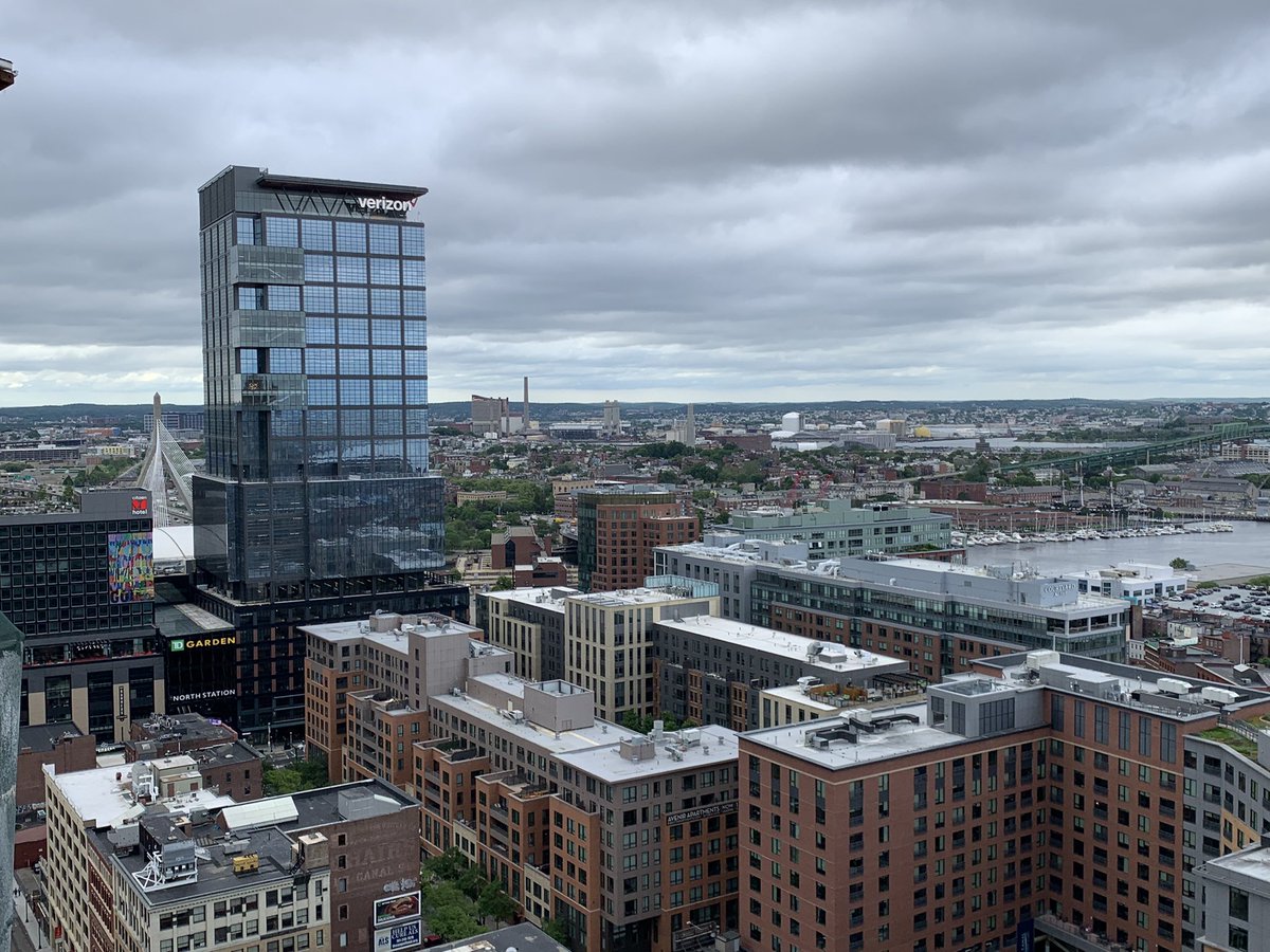 ULIMichelleL's tweet photo. Breathtaking views from the 26th floor of One Congress Street. Thanks HYM, Carr Properties, and National Real Estate Advisors! https://t.co/5NnN5aTHuP